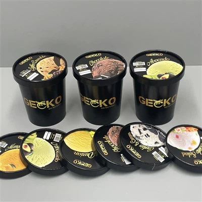 ढक्कन के साथ आइसक्रीम कप